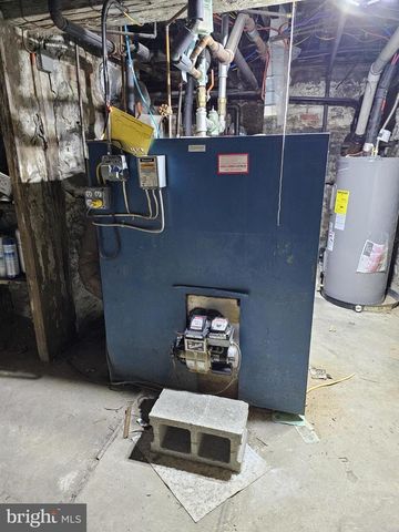 331 S 2ND ST, Saint Clair, PA 17970