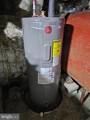 331 S 2ND ST, Saint Clair, PA 17970