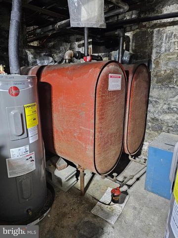 331 S 2ND ST, Saint Clair, PA 17970