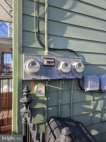 331 S 2ND ST, Saint Clair, PA 17970