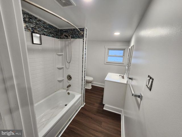 331 S 2ND ST, Saint Clair, PA 17970