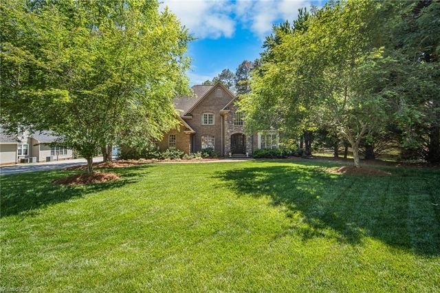 5605 Birkdale Drive, Lexington, NC 27295