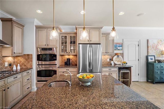 5605 Birkdale Drive, Lexington, NC 27295