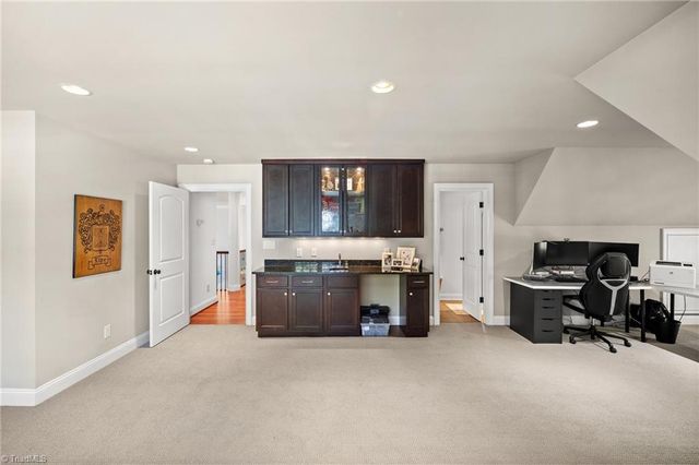 5605 Birkdale Drive, Lexington, NC 27295