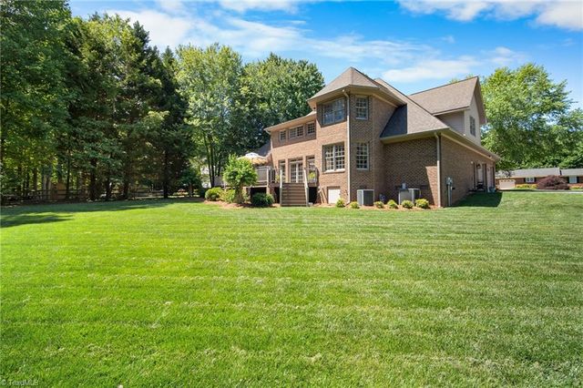 5605 Birkdale Drive, Lexington, NC 27295