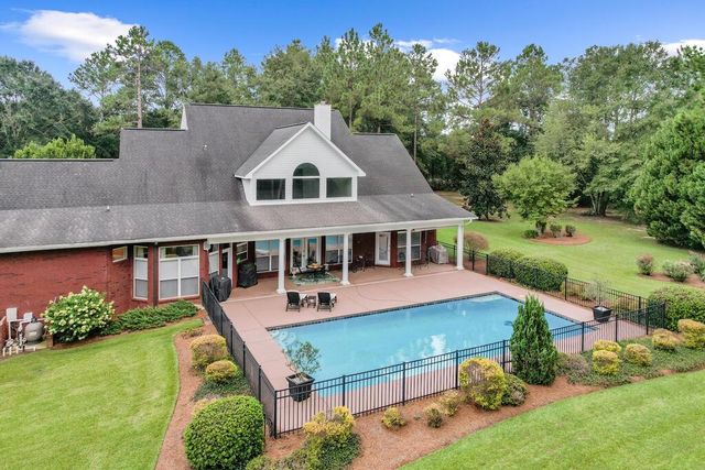19 Harrington Lane, Dothan, AL 36305