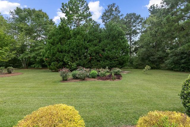 19 Harrington Lane, Dothan, AL 36305