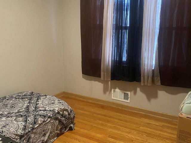 3922 N 80th STREET, Milwaukee, WI 53222