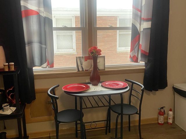 3922 N 80th STREET, Milwaukee, WI 53222