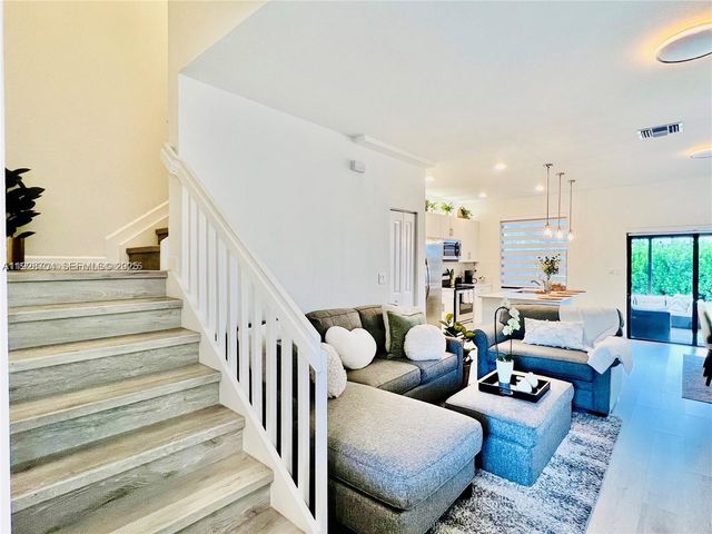 25532 SW 108th Ave, Homestead, FL 33032