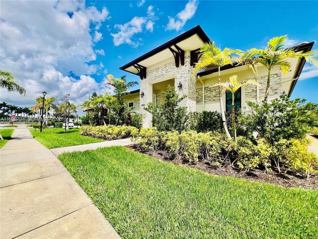 25532 SW 108th Ave, Homestead, FL 33032