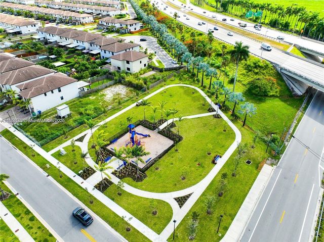 25532 SW 108th Ave, Homestead, FL 33032