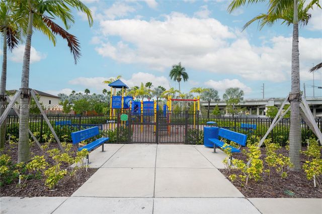 25532 SW 108th Ave, Homestead, FL 33032