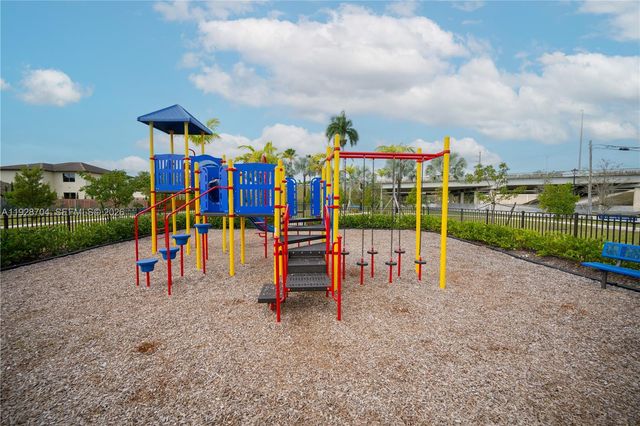 25532 SW 108th Ave, Homestead, FL 33032