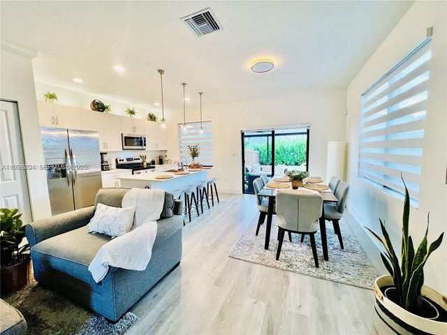 25532 SW 108th Ave, Homestead, FL 33032