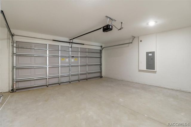 1822 W Lorraine Drive, Dunnellon, FL 34434