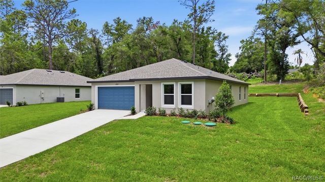 1822 W Lorraine Drive, Dunnellon, FL 34434