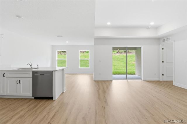 1822 W Lorraine Drive, Dunnellon, FL 34434