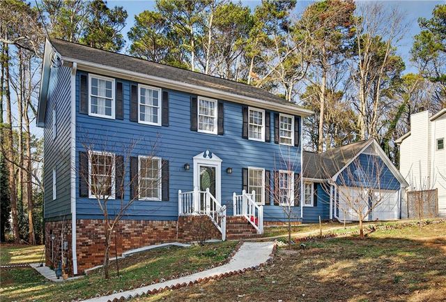 4673 Arrowhead SW Trail, Lilburn, GA 30047