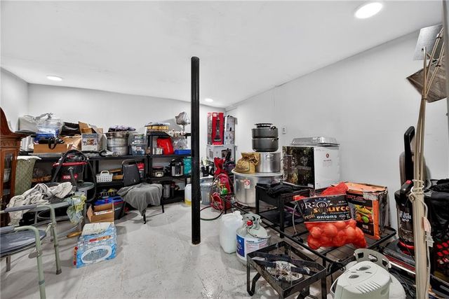 4673 Arrowhead SW Trail, Lilburn, GA 30047