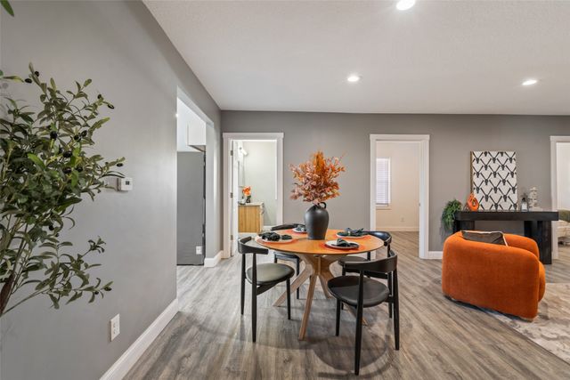 2324 E 23rd Street, Des Moines, IA 50317