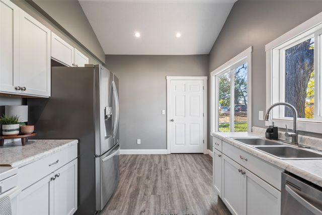 2324 E 23rd Street, Des Moines, IA 50317