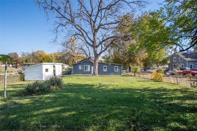 2324 E 23rd Street, Des Moines, IA 50317