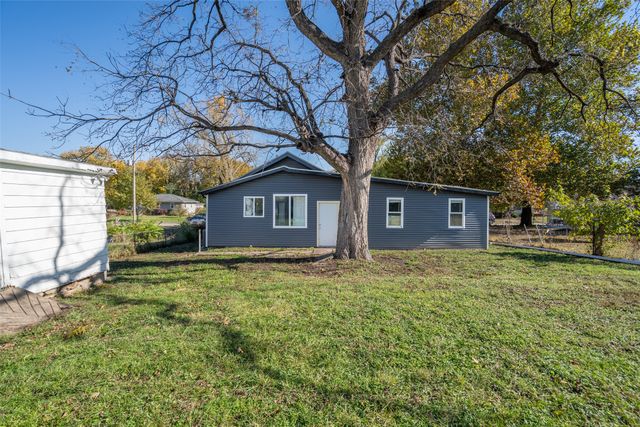 2324 E 23rd Street, Des Moines, IA 50317