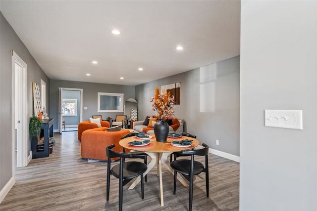 2324 E 23rd Street, Des Moines, IA 50317