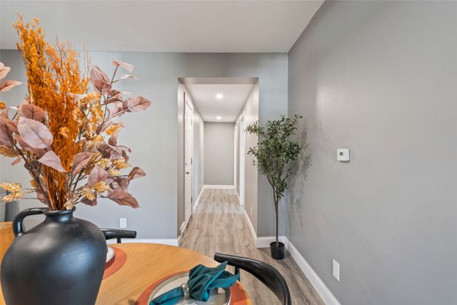 2324 E 23rd Street, Des Moines, IA 50317