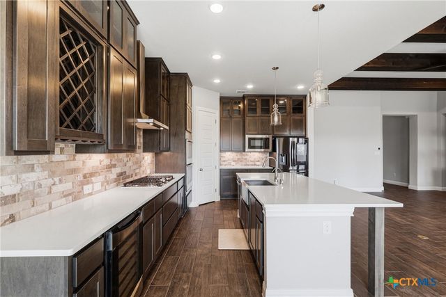 1157 Carriage Loop, New Braunfels, TX 78132