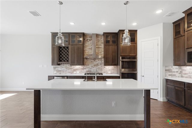 1157 Carriage Loop, New Braunfels, TX 78132