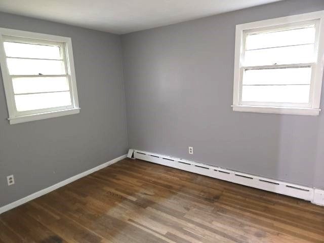 28 Arnold St, Taunton, MA 02780
