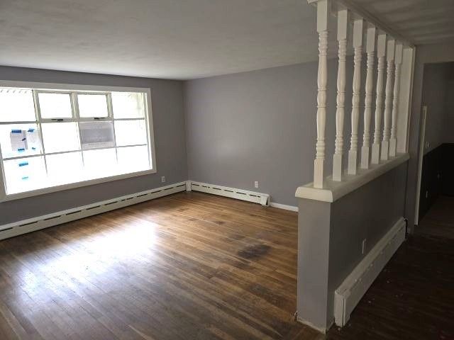 28 Arnold St, Taunton, MA 02780