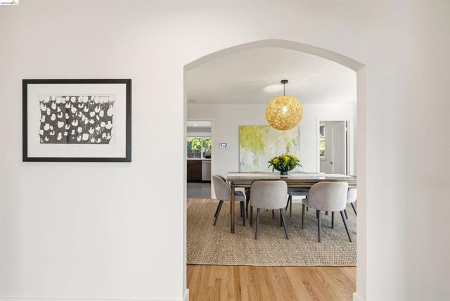 4484 Tulip Ave, Oakland, CA 94619