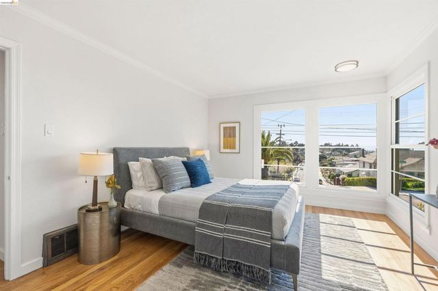 4484 Tulip Ave, Oakland, CA 94619