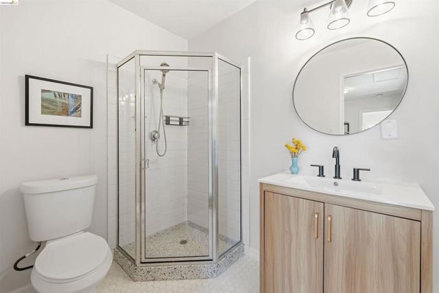 4484 Tulip Ave, Oakland, CA 94619