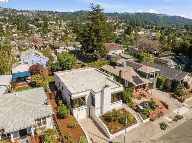 4484 Tulip Ave, Oakland, CA 94619