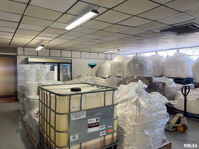 1623 15TH Street, Moline, IL 61265