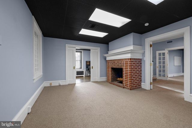 184 W MAIN ST #BUILDING 100, Trappe, PA 19426