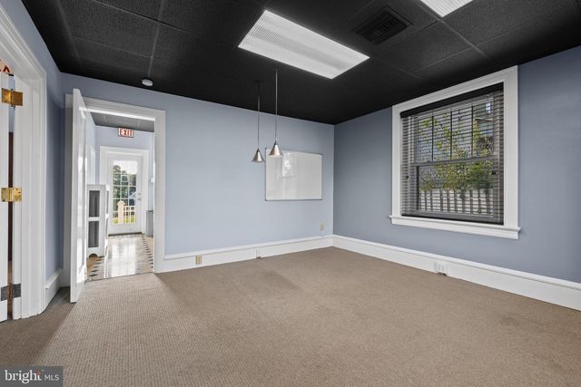 184 W MAIN ST #BUILDING 100, Trappe, PA 19426