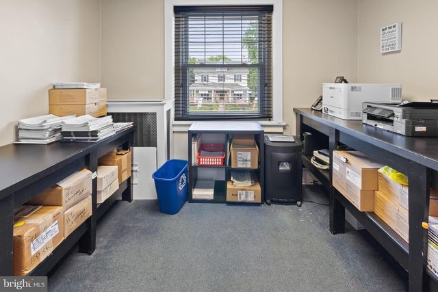 184 W MAIN ST #BUILDING 100, Trappe, PA 19426