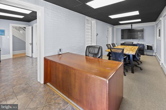 184 W MAIN ST #BUILDING 100, Trappe, PA 19426