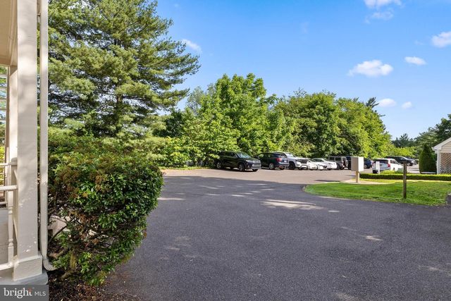 184 W MAIN ST #BUILDING 100, Trappe, PA 19426