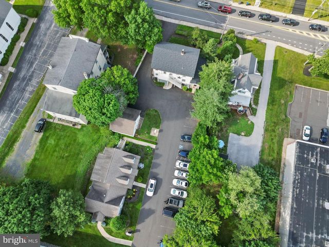 184 W MAIN ST #BUILDING 100, Trappe, PA 19426