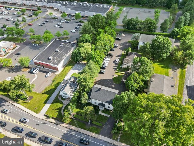 184 W MAIN ST #BUILDING 100, Trappe, PA 19426