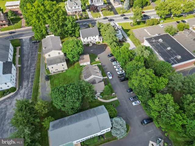 184 W MAIN ST #BUILDING 100, Trappe, PA 19426