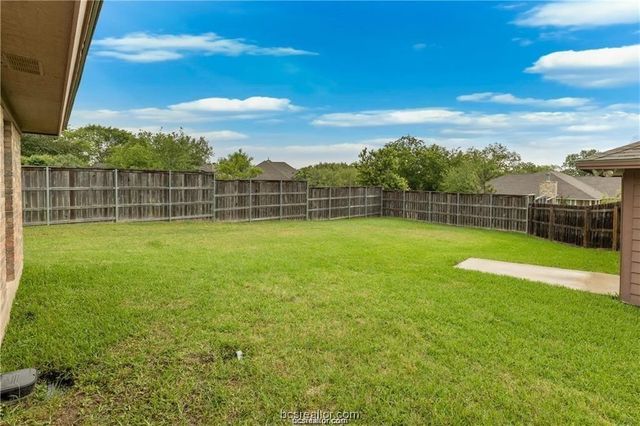 807 Holleman Drive, College Station, TX 77840