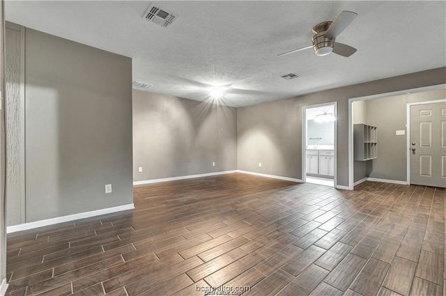 807 Holleman Drive, College Station, TX 77840