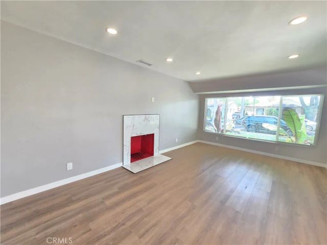6327 California, Long Beach, CA 90805